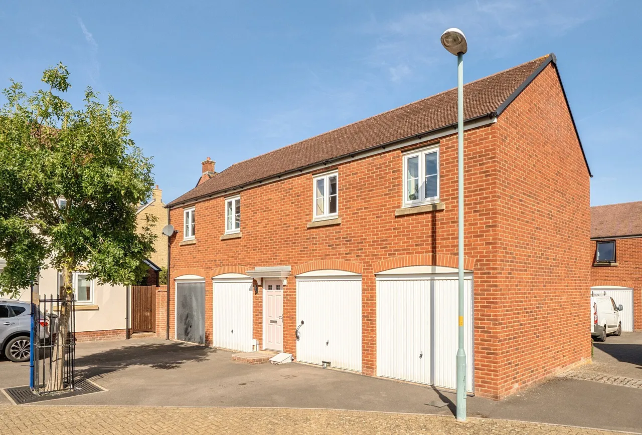Cannon Corner, Gloucestershire, Brockworth, GL3 4FD, photo 11