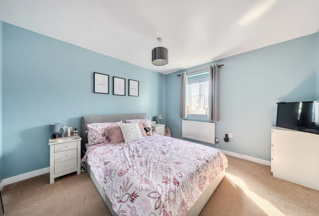 Cannon Corner, Gloucestershire, Brockworth, GL3 4FD, photo 6