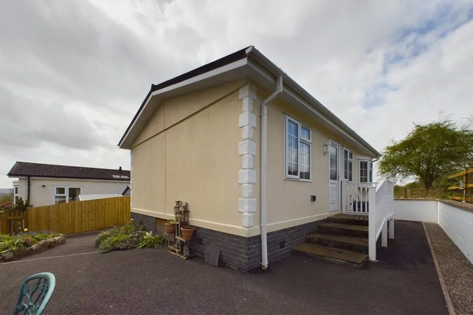 Elmtree Avenue, Tickenham, BS21, photo 14