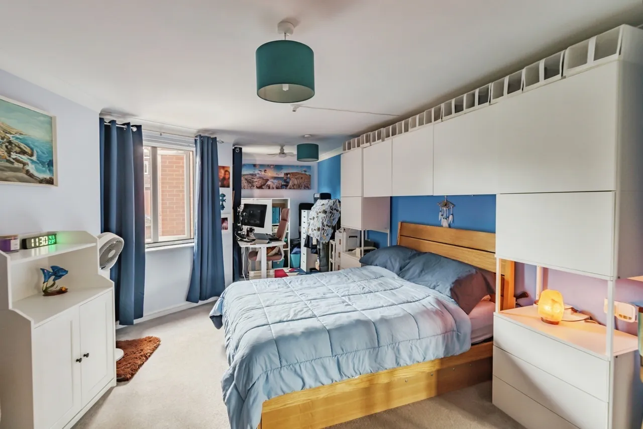 Linkfield Lane, Redhill, RH1, photo 5