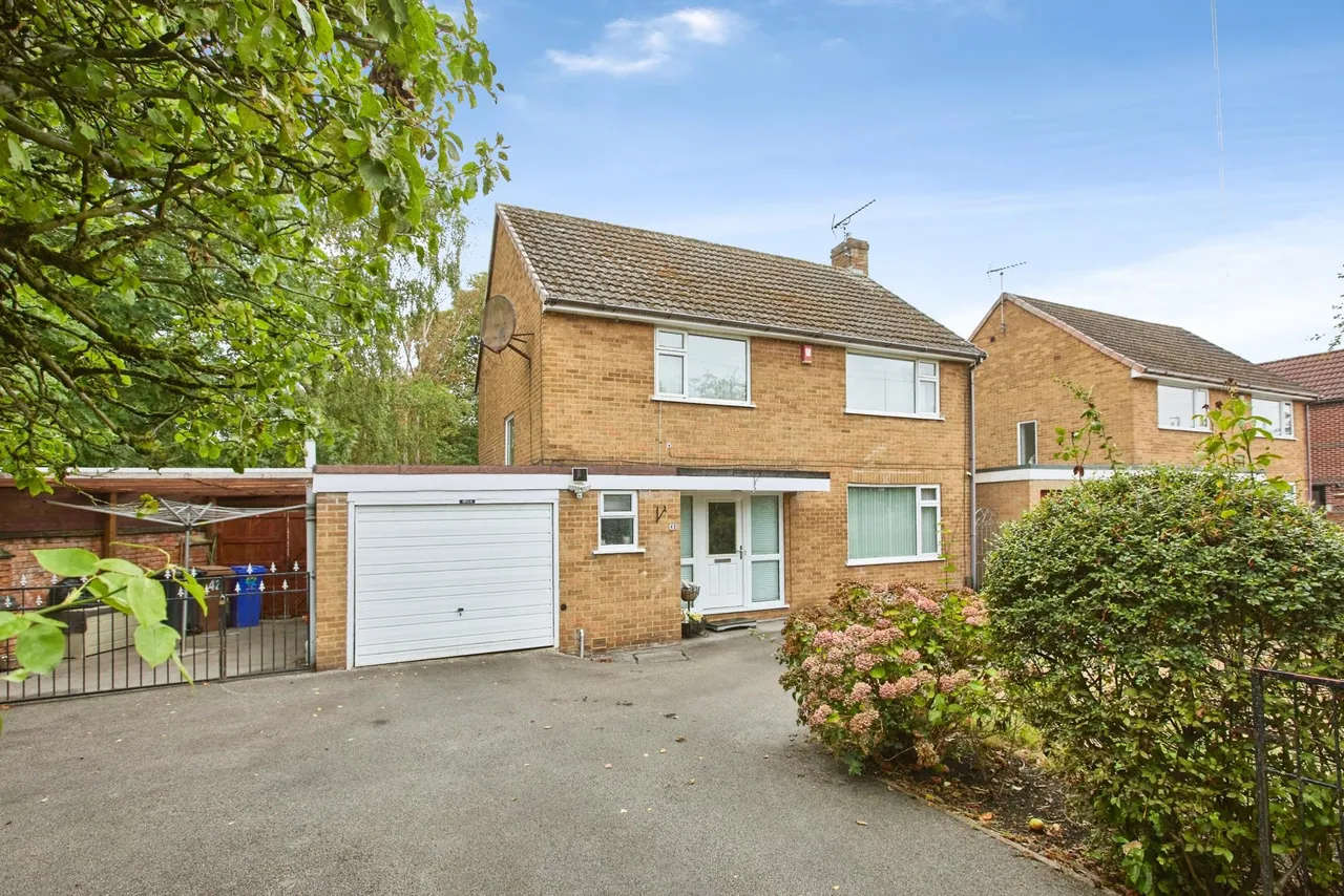 4 bed house for sale, Station Road, Derby, DE72
