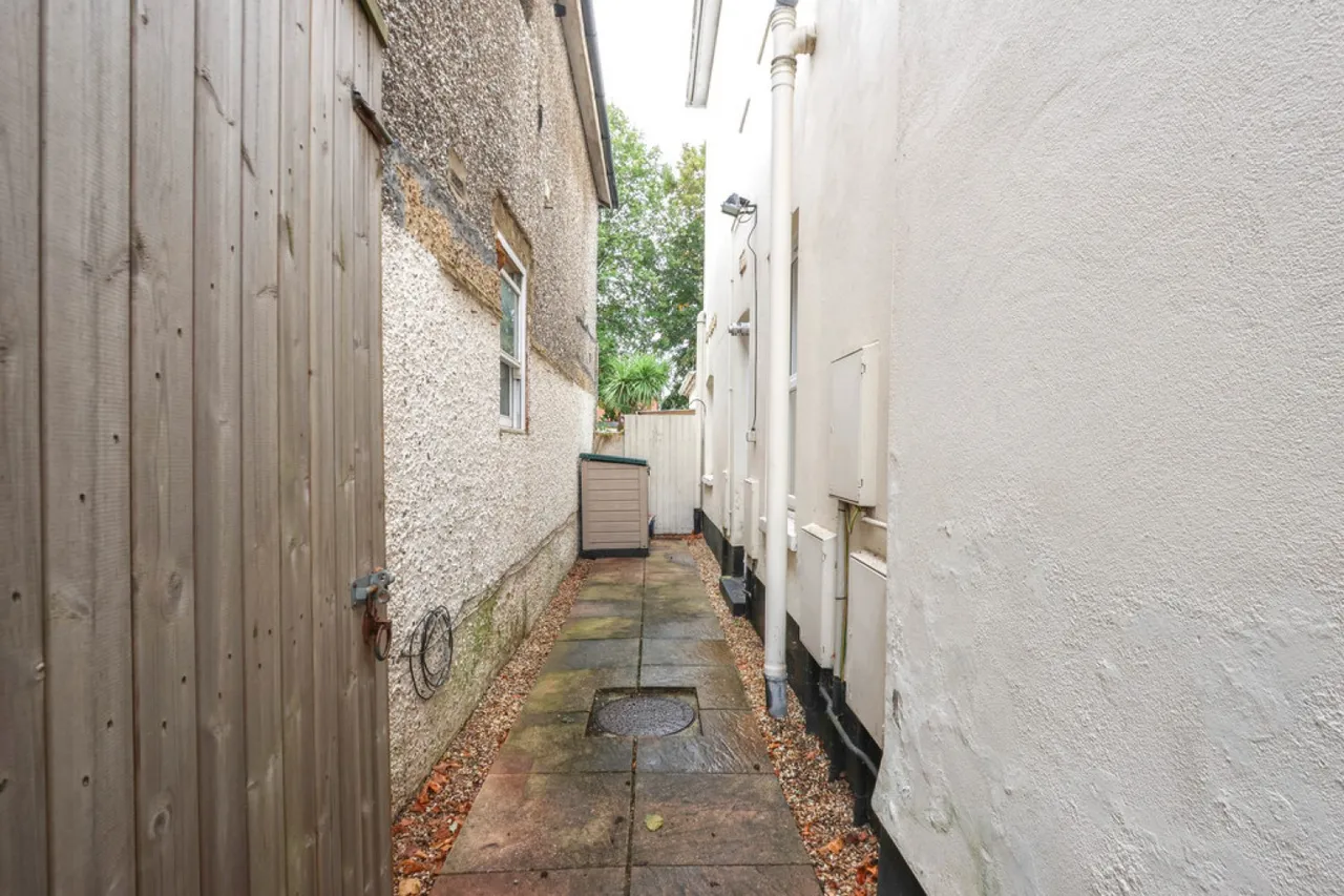 Westby Road, Bournemouth, photo 9