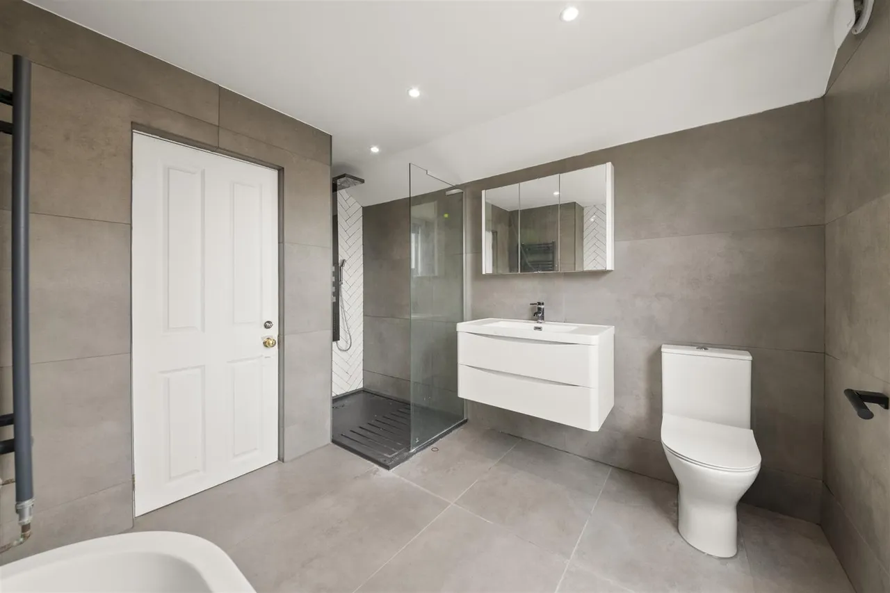 North Road, Hayes, photo 11