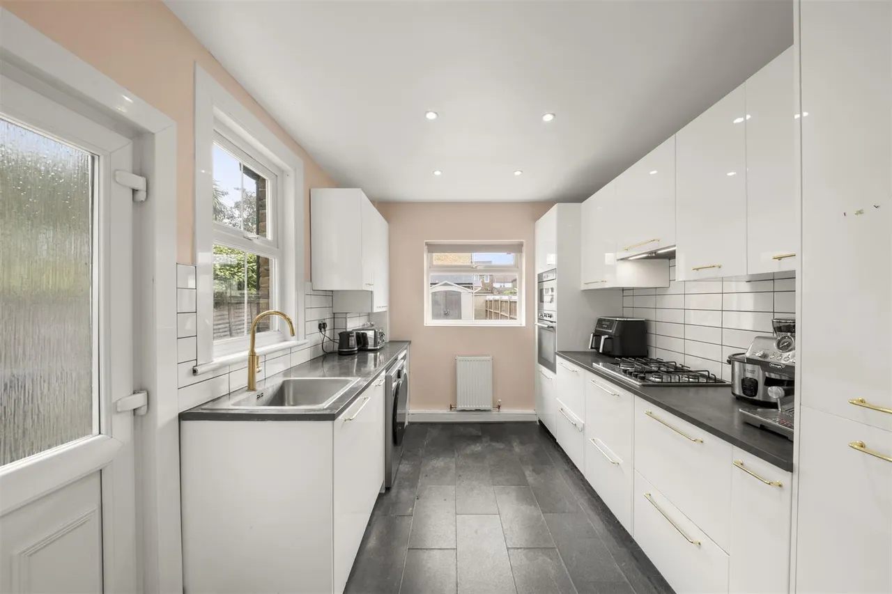 North Road, Hayes, photo 5