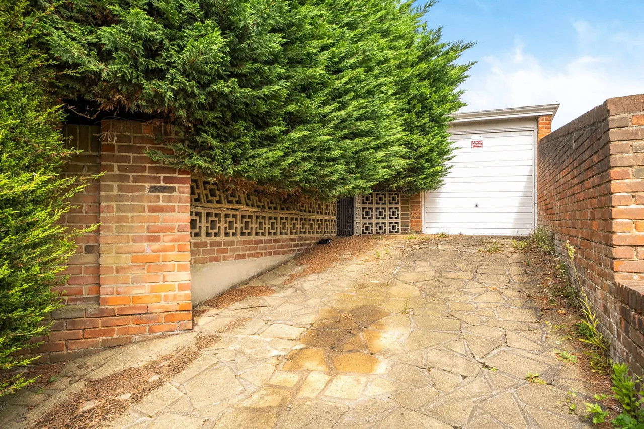 Heatherbank, Chislehurst, BR7, photo 15