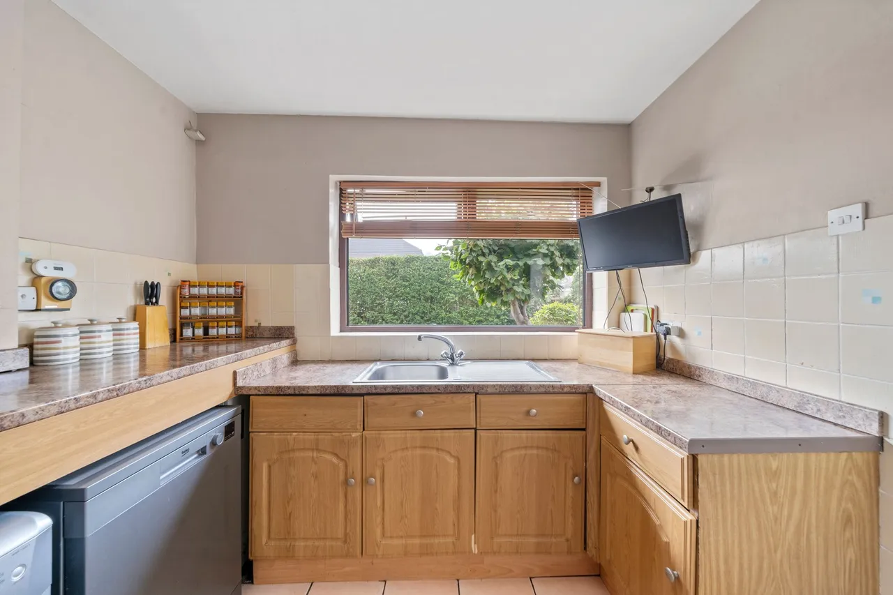 Vista Avenue, Newton-Le-Willows, WA12, photo 3
