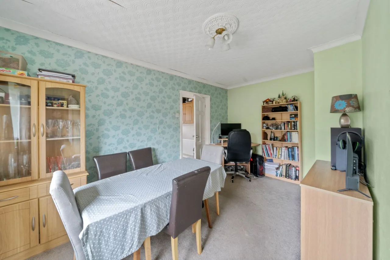 Vista Avenue, Newton-Le-Willows, WA12, photo 6