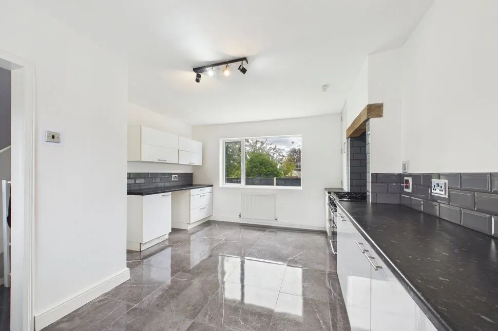 Abbotts Close, Aberford, LS25, photo 12