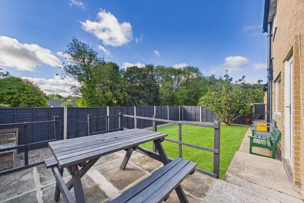 Abbotts Close, Aberford, LS25, photo 8