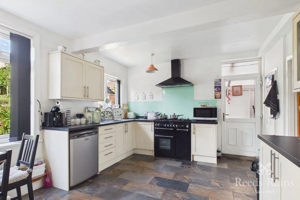 Holywell Lane, Castleford, West Yorkshire, WF10, photo 2