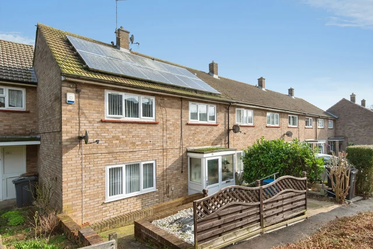 3 bed house for sale — Nightingale Walk, Stevenage, Hertfordshire, SG2