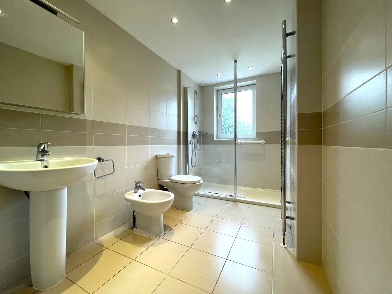 Newton Close, Freckleton, Lancashire, PR4 1PH, photo 3