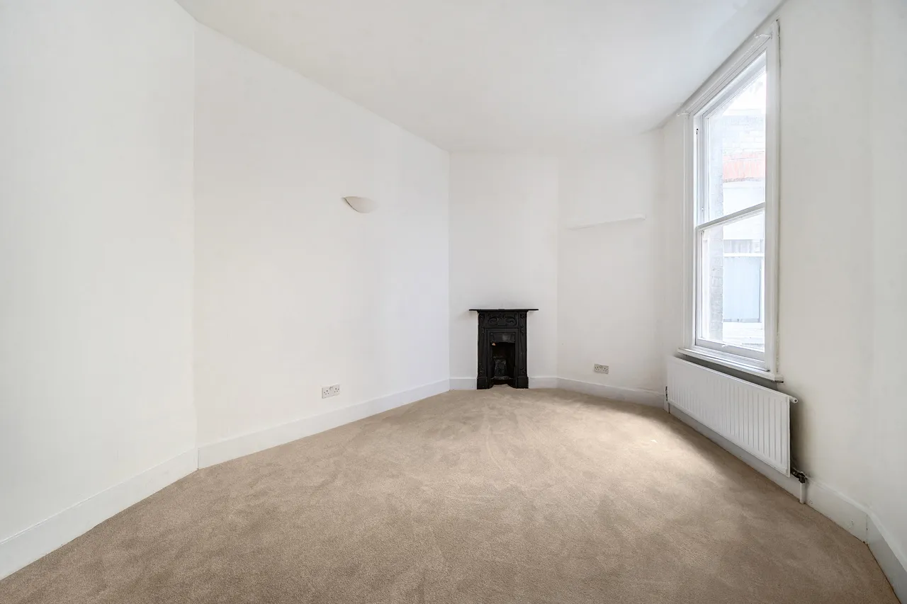 4 Cumberland Villas, 31 Cumberland Road, London, photo 12