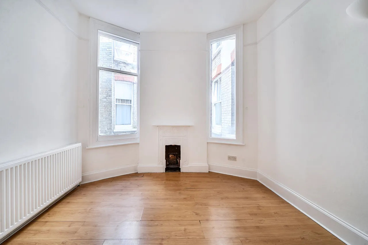 4 Cumberland Villas, 31 Cumberland Road, London, photo 11