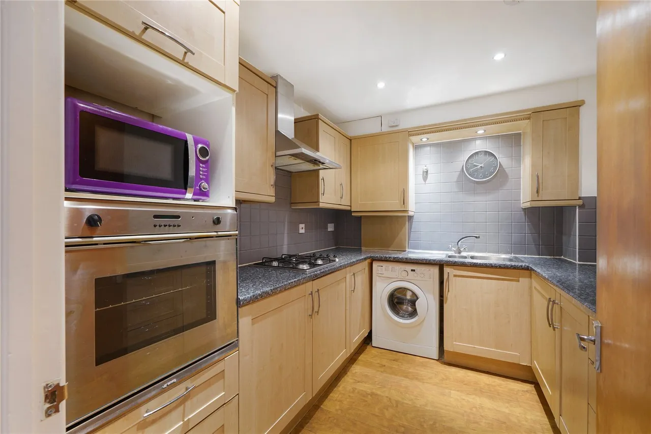 240, Poplar High Street, E14, photo 4