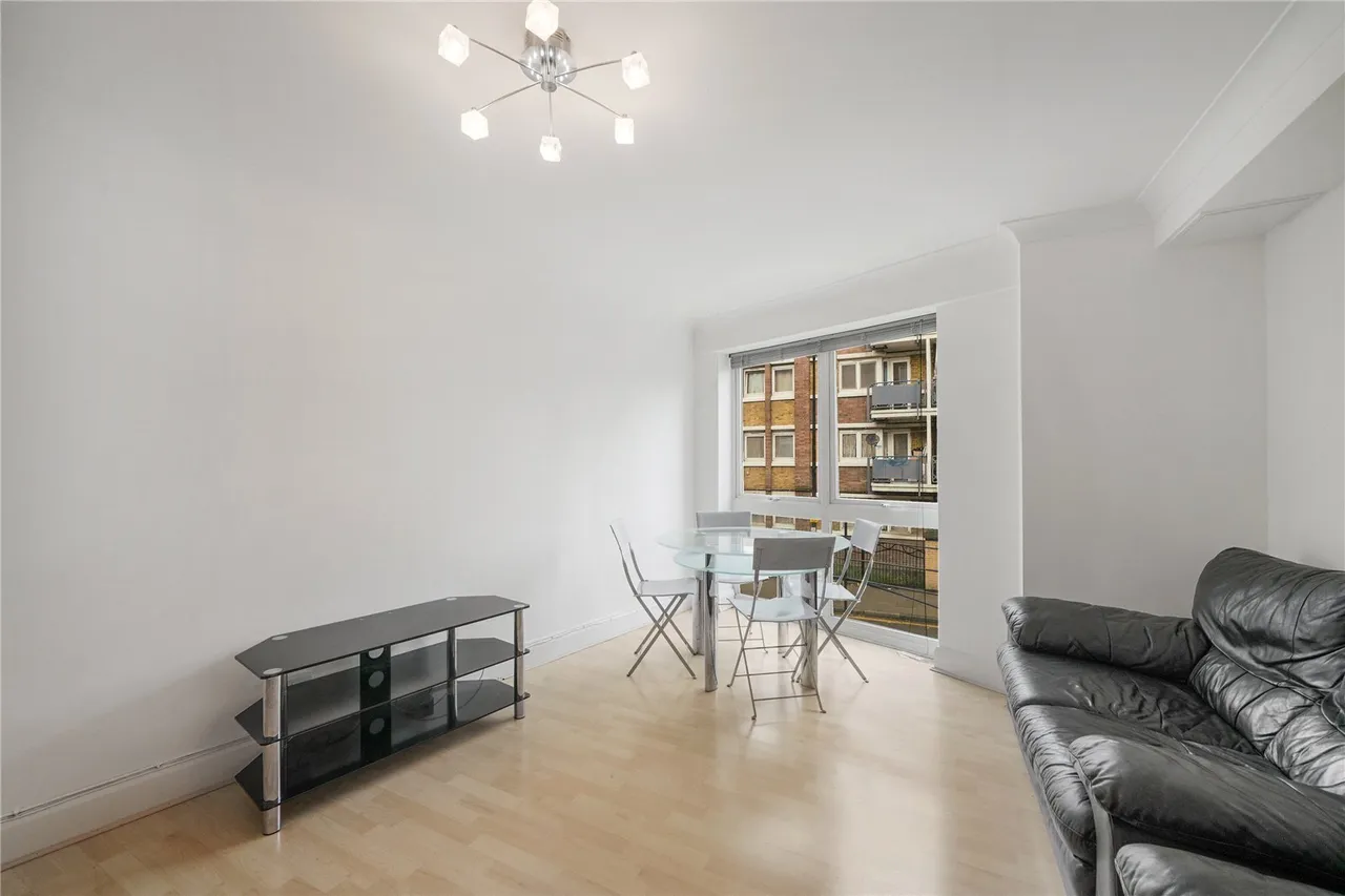 240, Poplar High Street, E14, photo 9