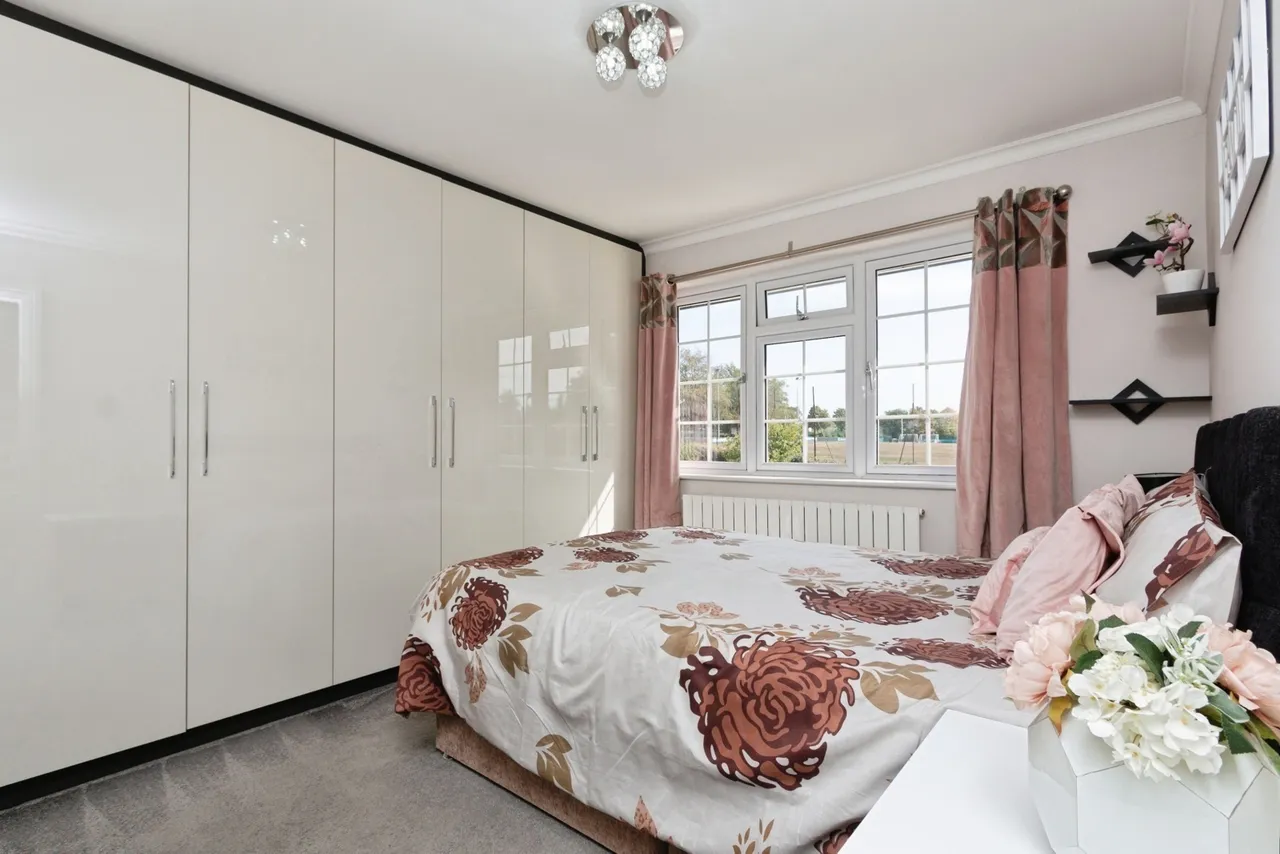 Worsley Road, Frimley, GU16, photo 8