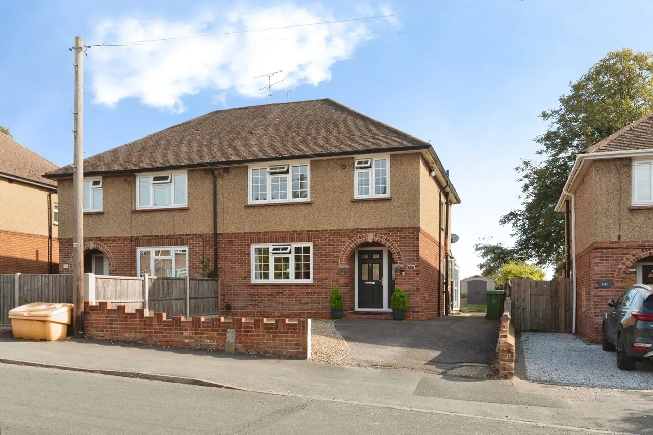 3 bed house for sale, Worsley Road, Frimley, GU16