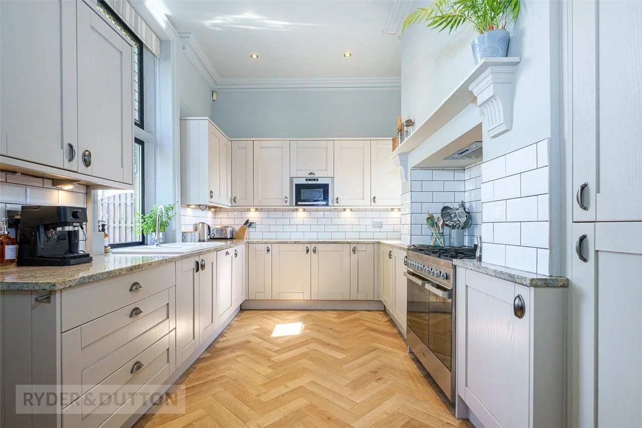 Ward House, Hipperholme, HX3, photo 4