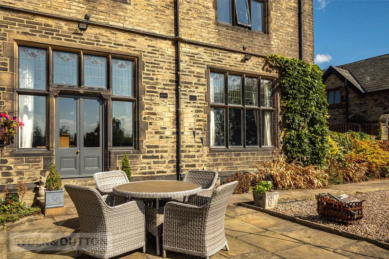 Ward House, Hipperholme, HX3, photo 24