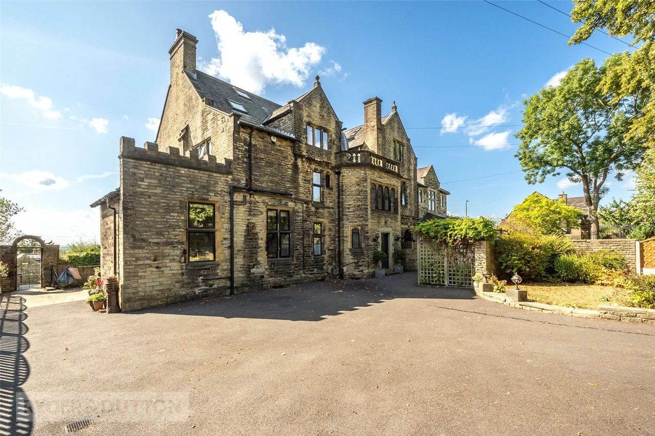 Ward House, Hipperholme, HX3, photo 26