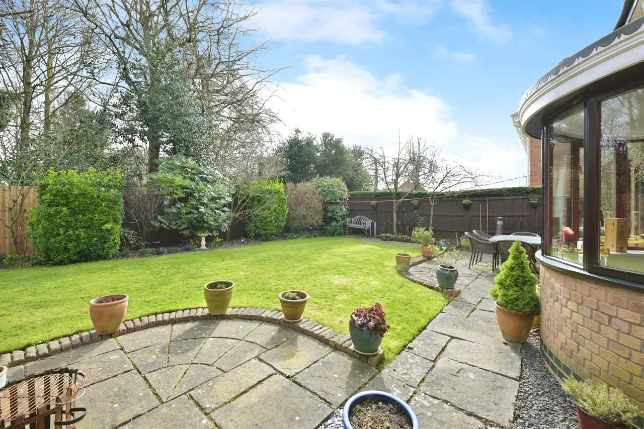 Trienna, Orton Longueville, PE2, photo 17