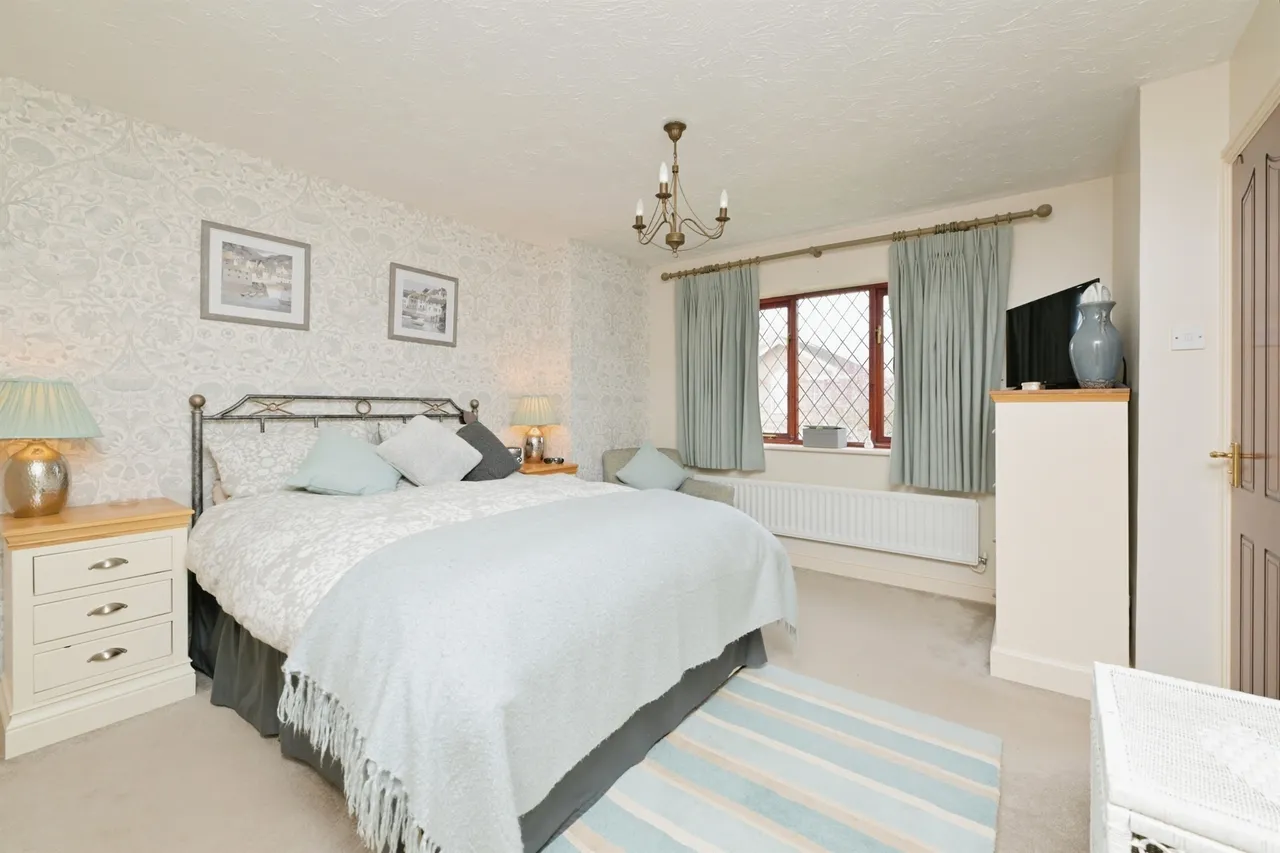Trienna, Orton Longueville, PE2, photo 8