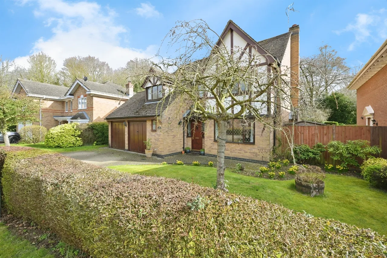 5 bed house for sale, Trienna, Orton Longueville, PE2