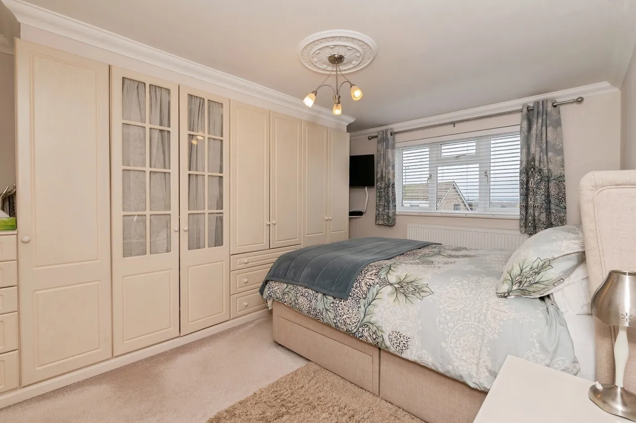 Halstow Way, BASILDON, Essex, SS13, photo 9