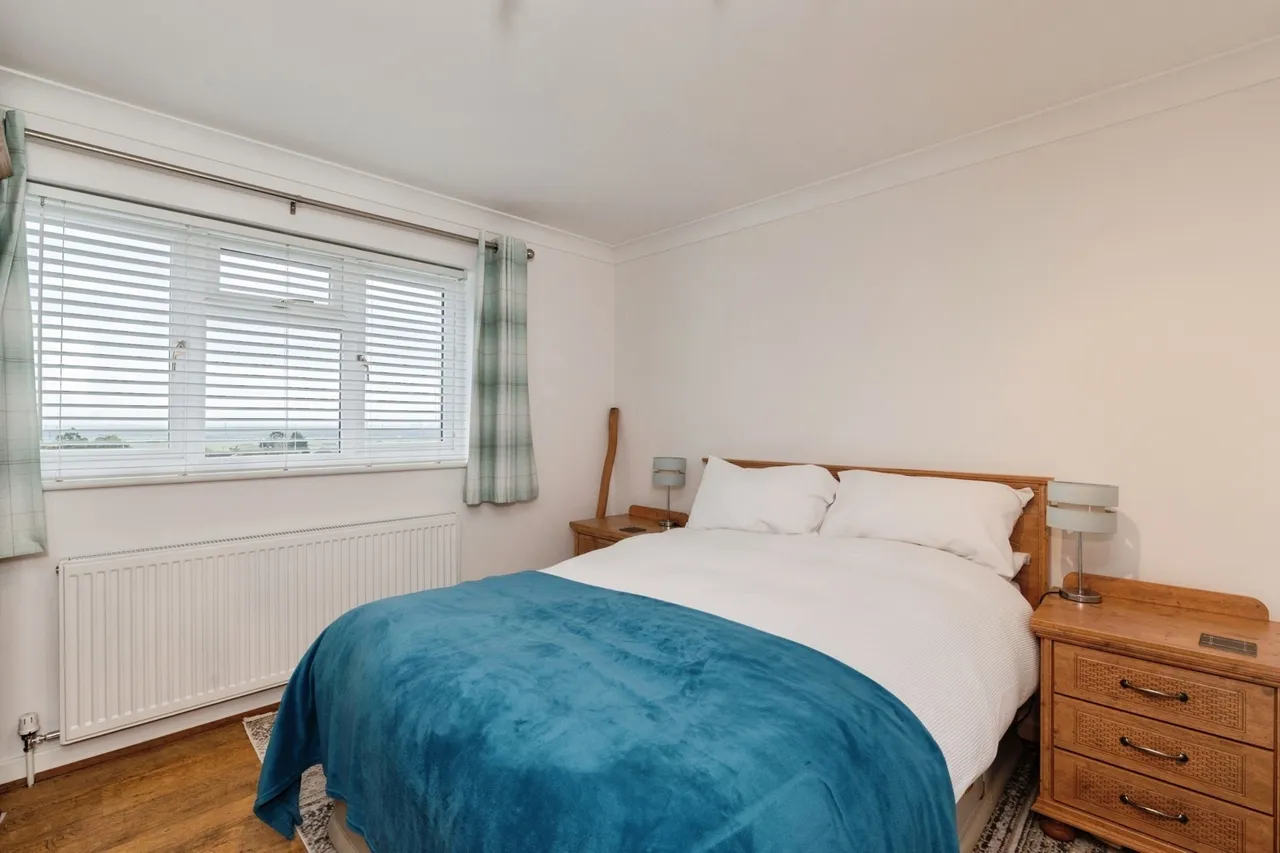 Halstow Way, BASILDON, Essex, SS13, photo 16