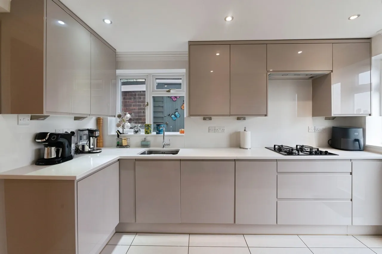 Halstow Way, BASILDON, Essex, SS13, photo 14