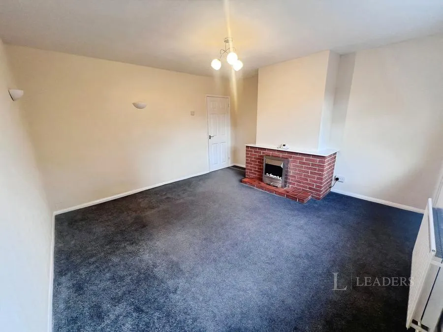Parks Avenue, South Wingfield, DE55, photo 2