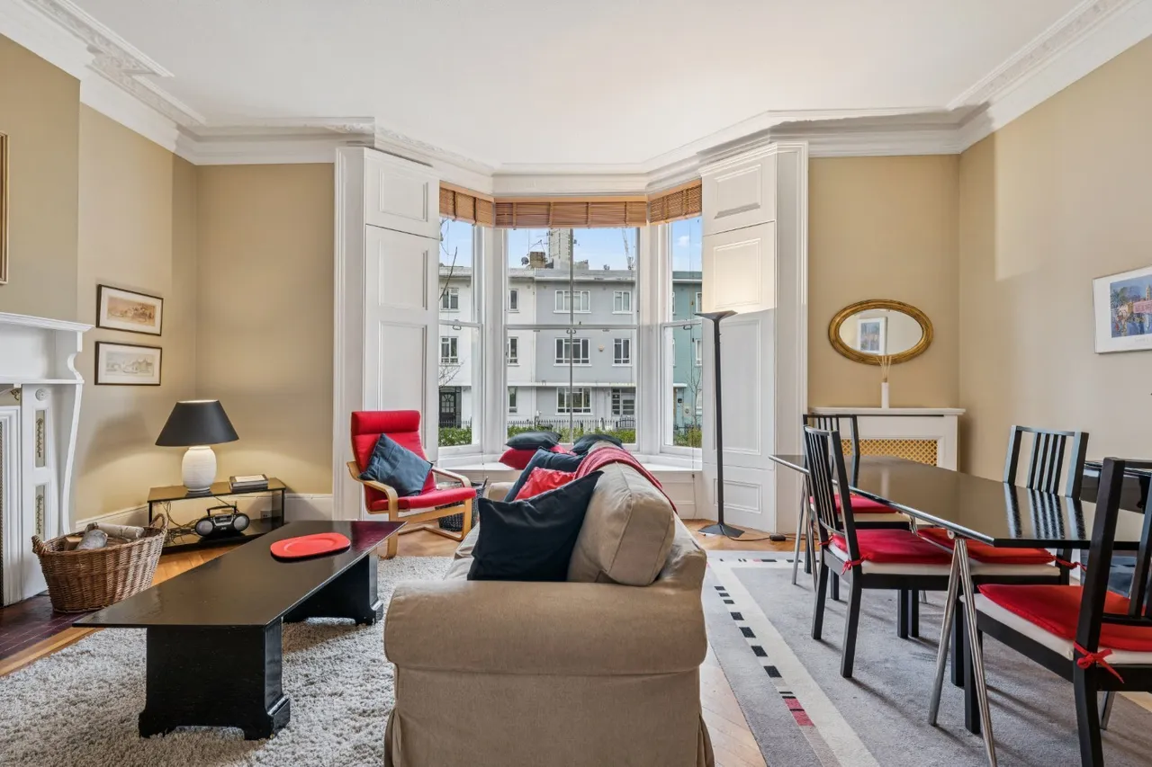 1 bed flat for sale, Warwick Gardens, London, W14