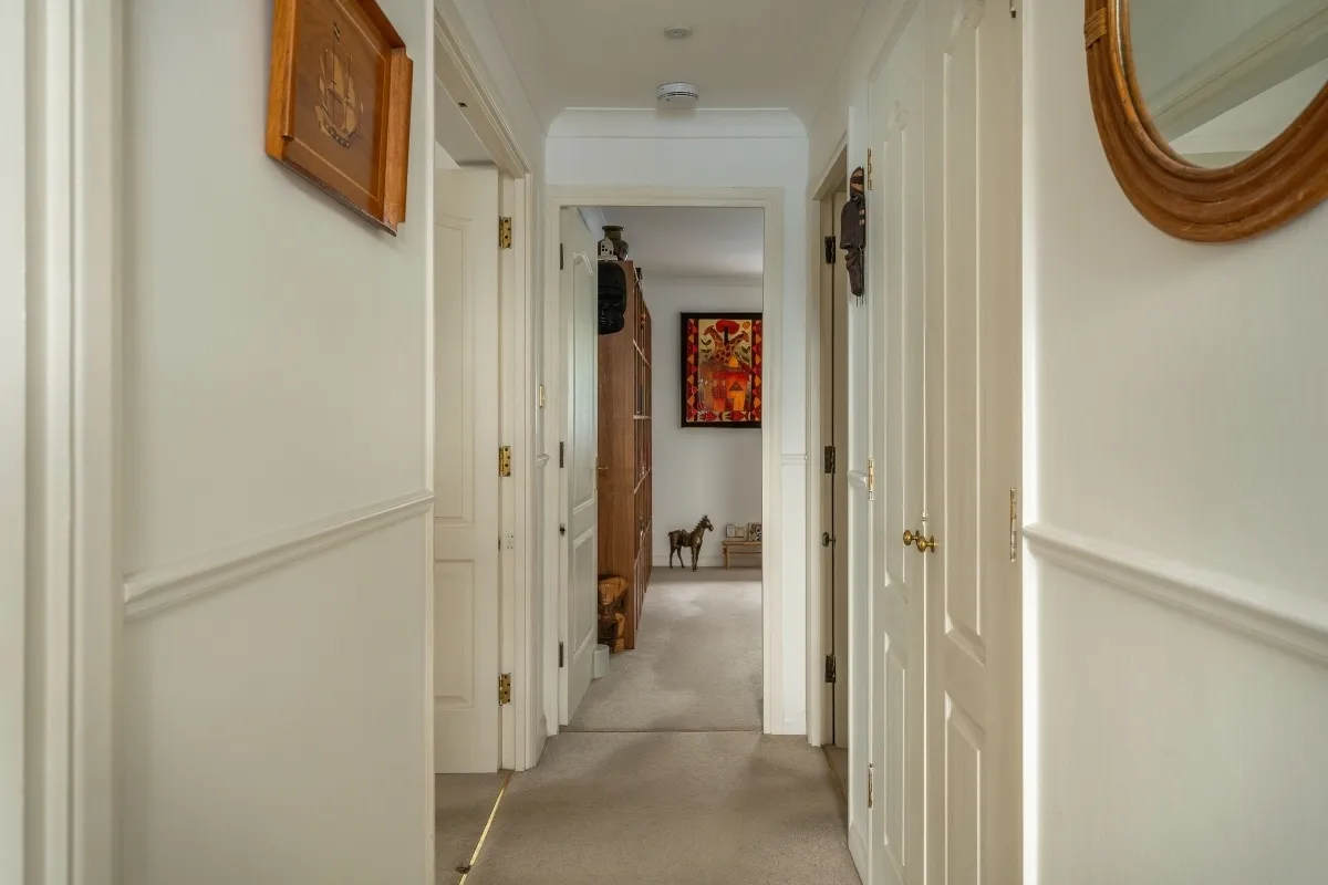 Windmill Road, SW19, photo 9