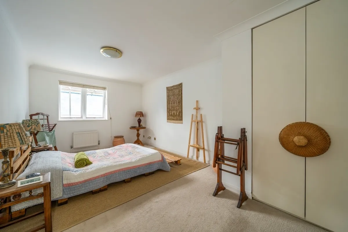 Windmill Road, SW19, photo 11