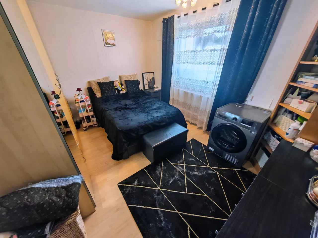 Dabbs Hill Lane, Northolt, UB5, photo 4