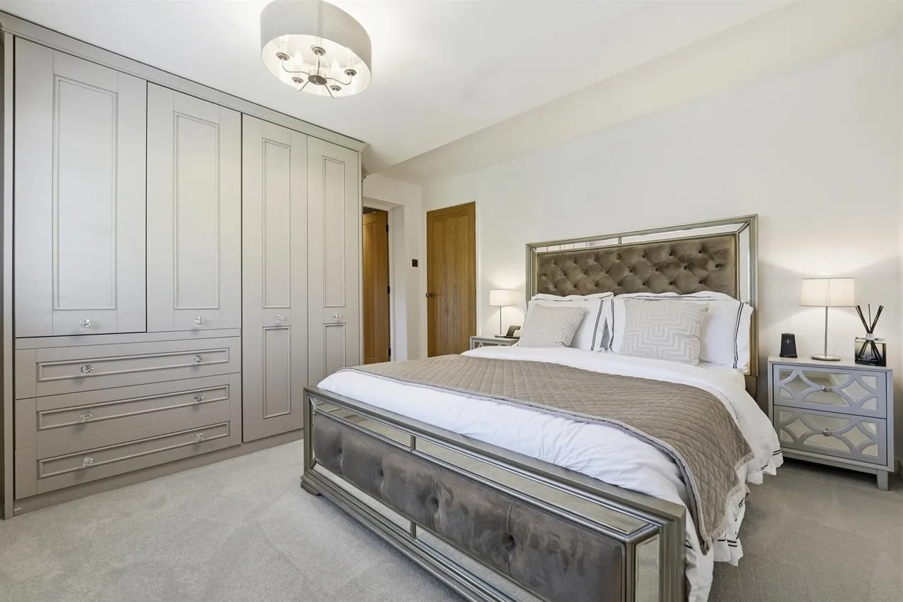 Pool End Close, Tytherington, photo 19