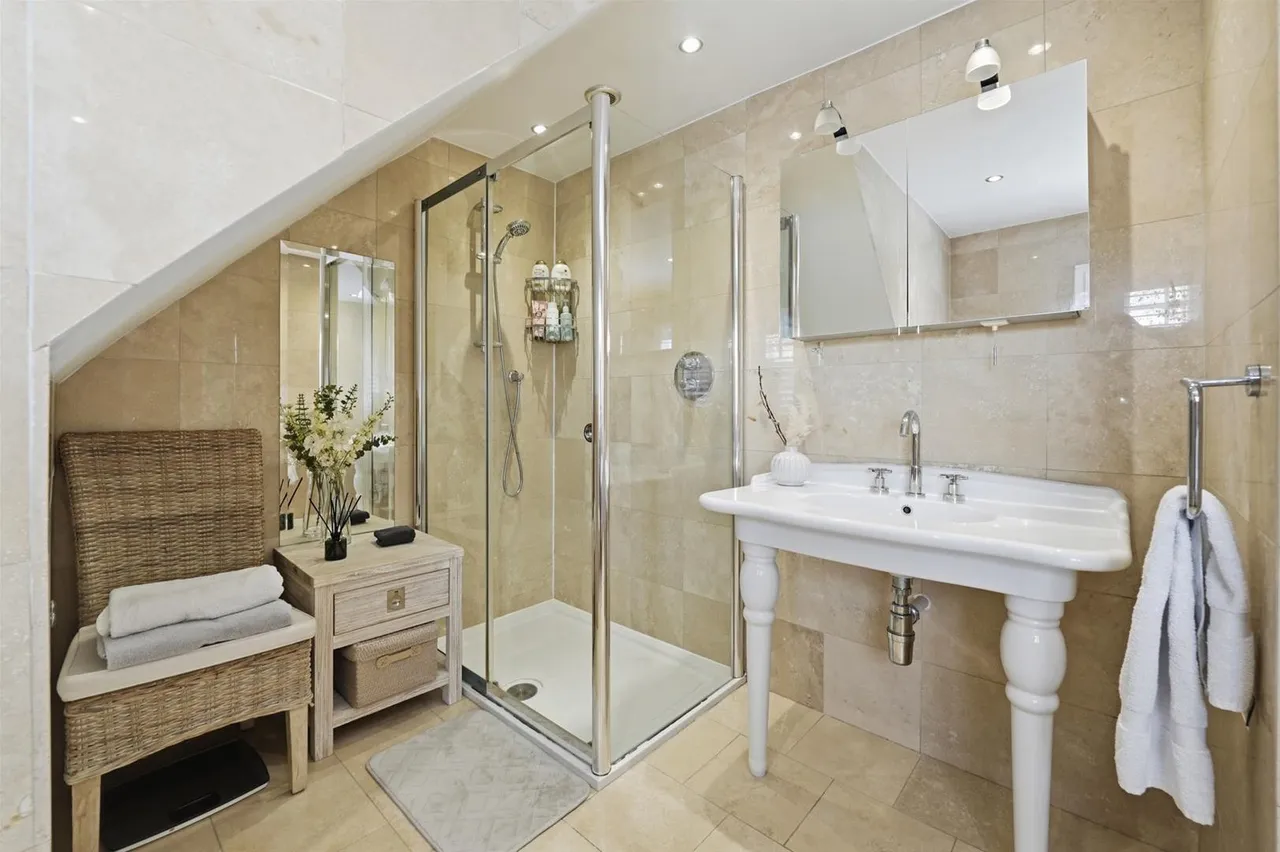 Pool End Close, Tytherington, photo 29