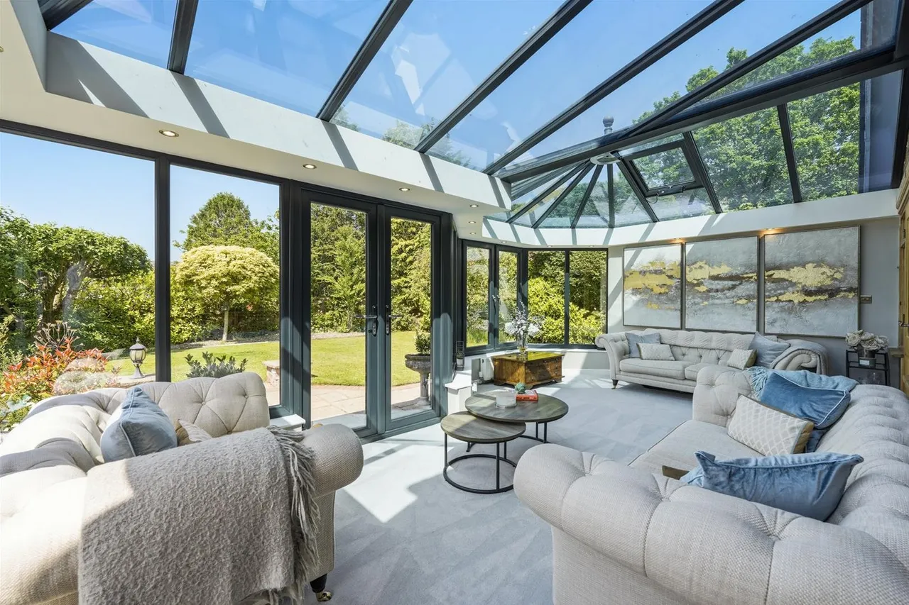Pool End Close, Tytherington, photo 16