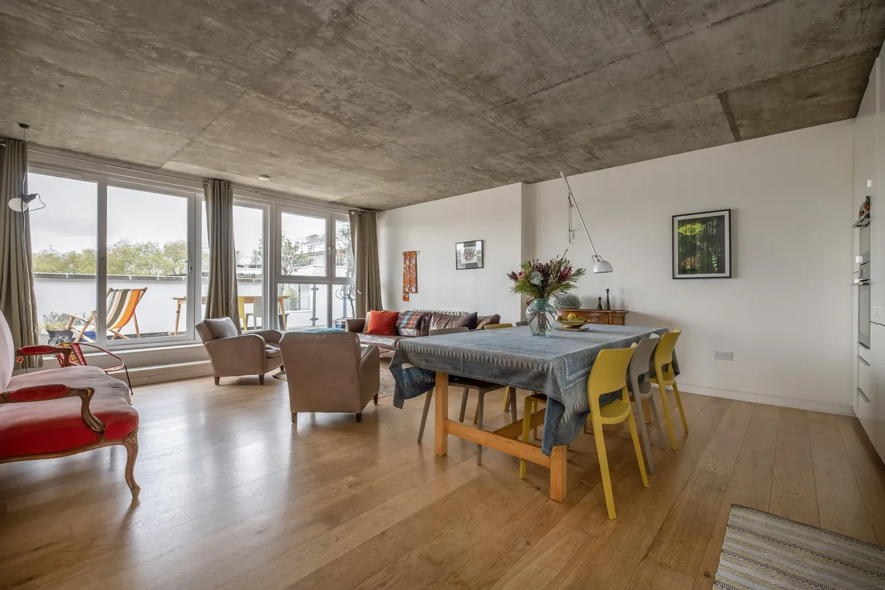 4 bed flat for sale — Point Pleasant, London, SW18