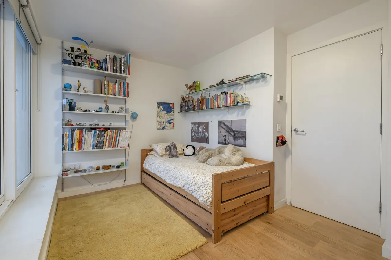 Point Pleasant, London, SW18, photo 11