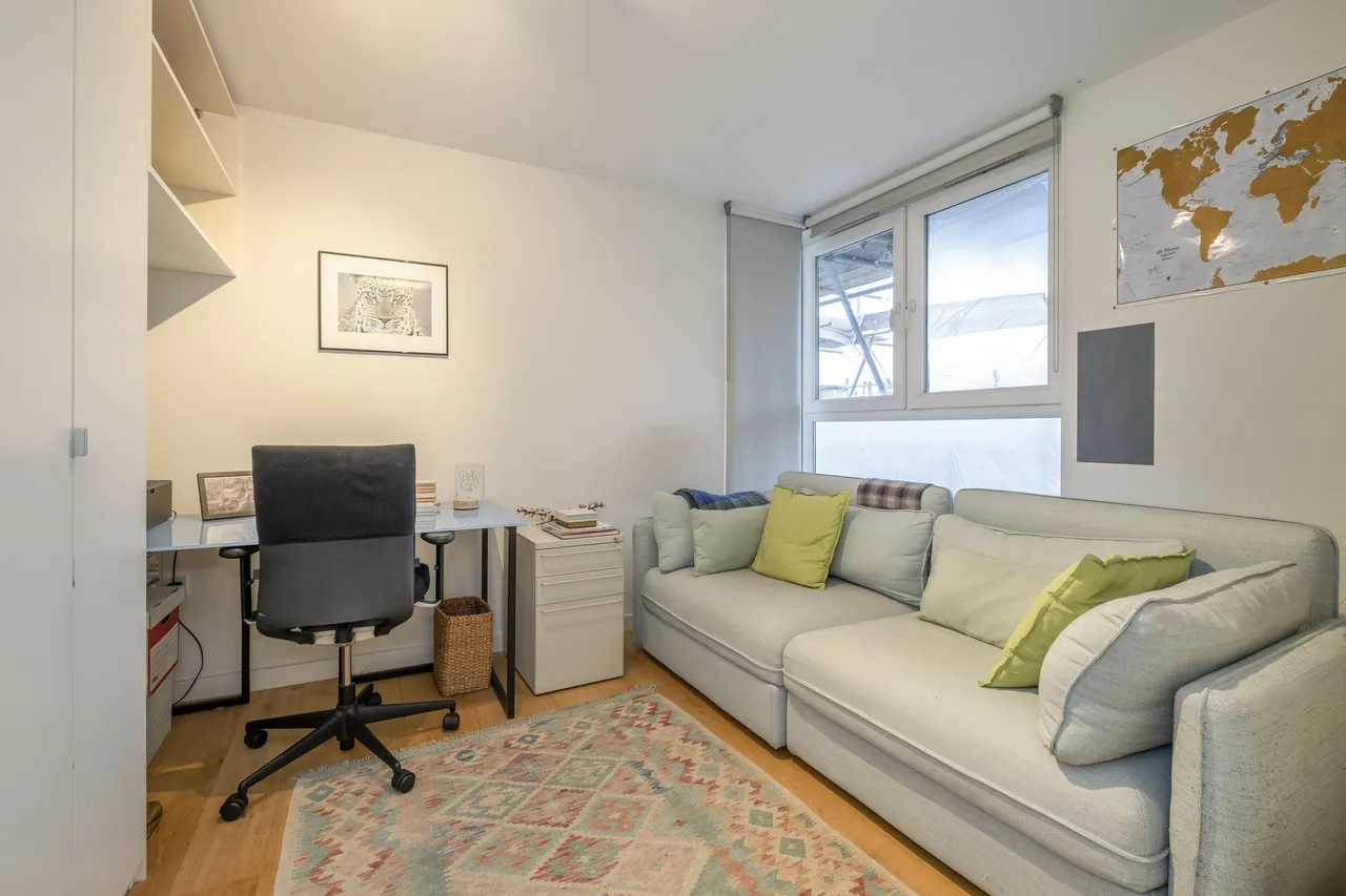 Point Pleasant, London, SW18, photo 12