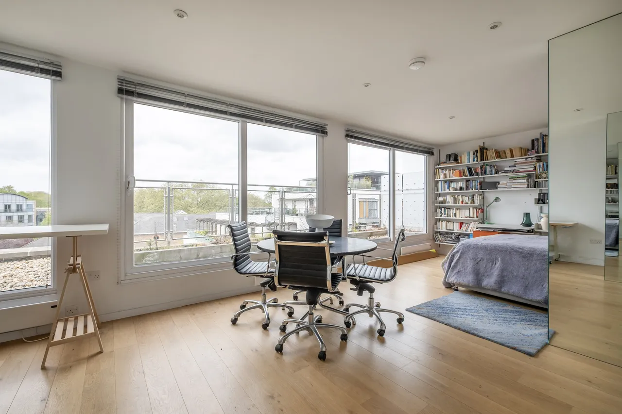 Point Pleasant, London, SW18, photo 9