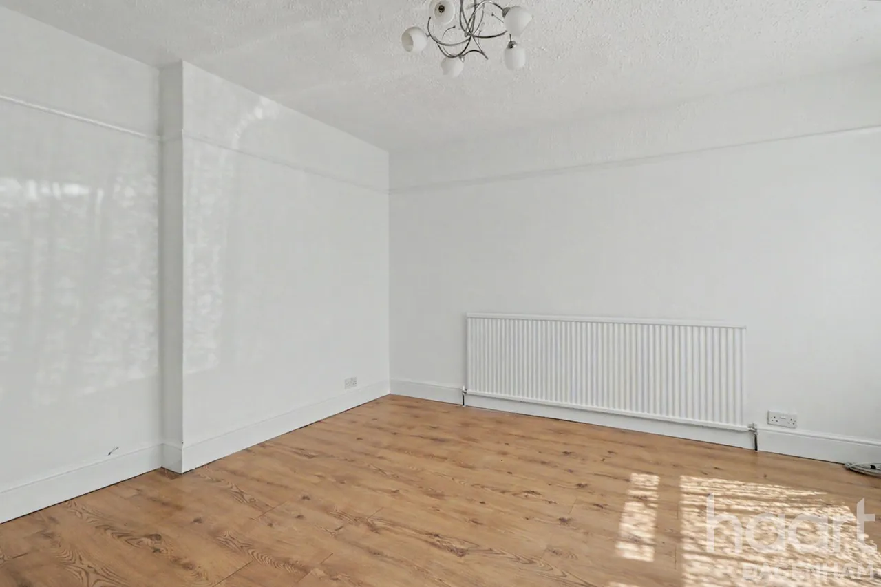 Orchard Road, Dagenham, RM10, photo 4