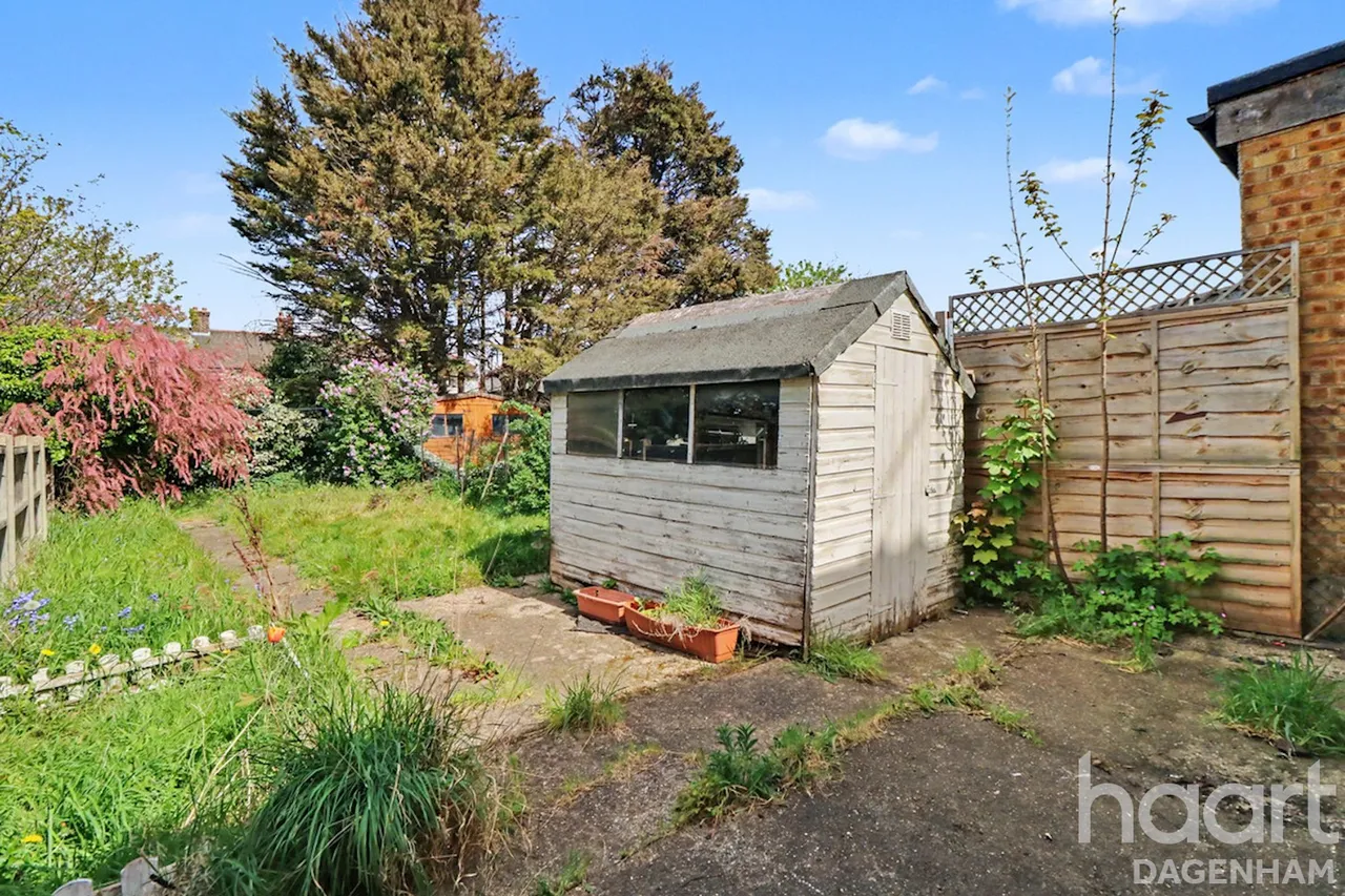 Orchard Road, Dagenham, RM10, photo 13