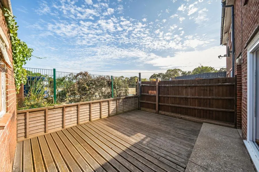 Park Close, Burton, BH23, photo 6