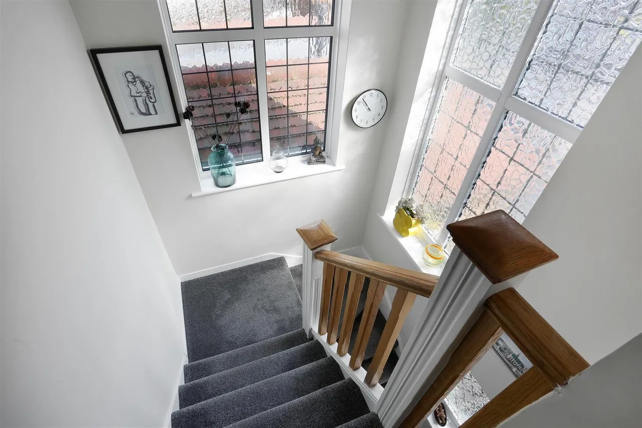 Anne Boleyn's Walk, Cheam, SM3, photo 19