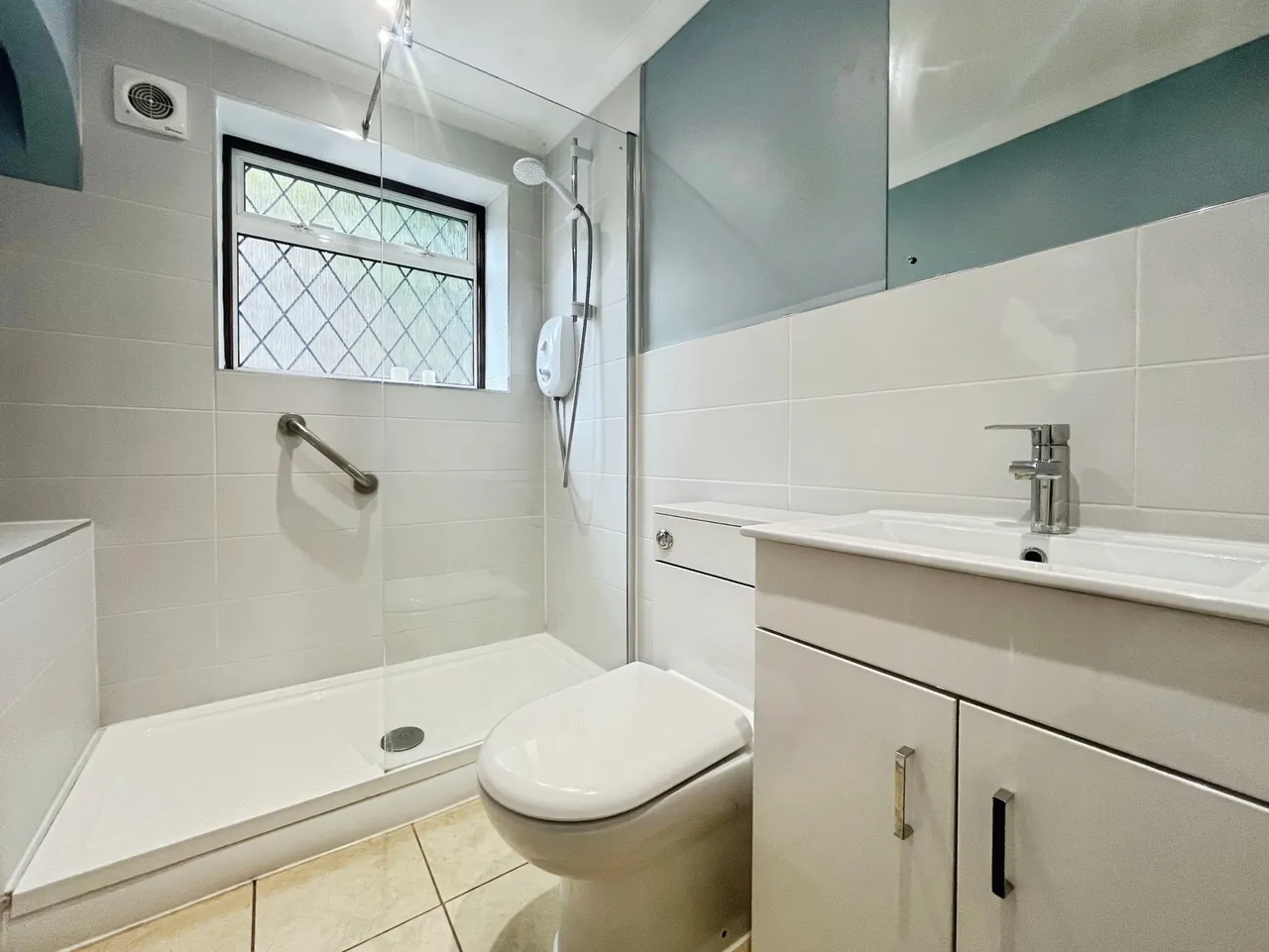 Courtenay Road, Farnham, Surrey, GU9 9DN, photo 5