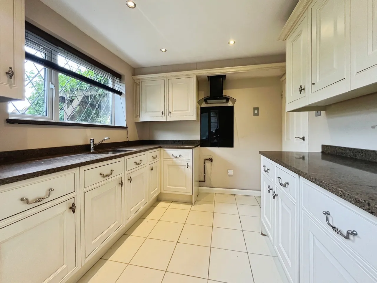 Courtenay Road, Farnham, Surrey, GU9 9DN, photo 4