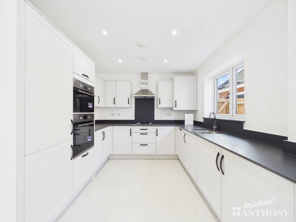 Feanor Gardens, Leighton Buzzard, LU7 3SD, photo 2